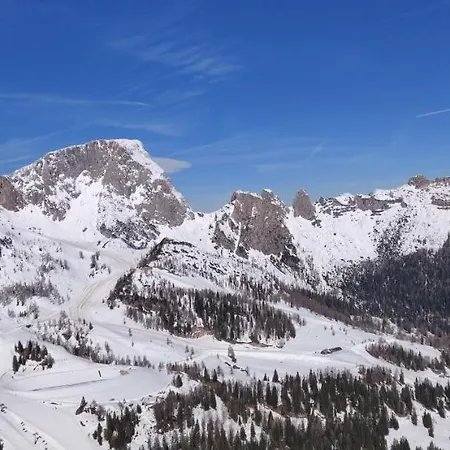 Almhuetten Sonnblick & Almfried Sonnenalpe Nassfeld