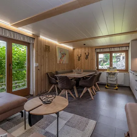 Almhuetten Sonnblick & Almfried