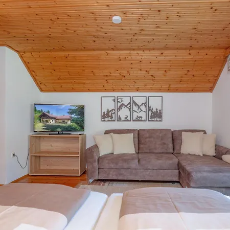 Almhuetten Sonnblick & Almfried