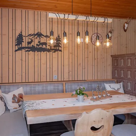 Almhuetten Sonnblick & Almfried