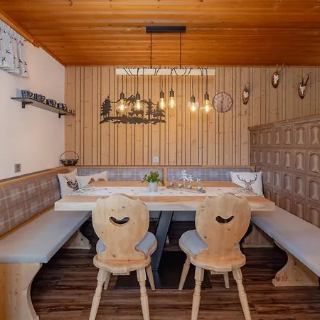 Almhuetten Sonnblick & Almfried * Sonnenalpe Nassfeld