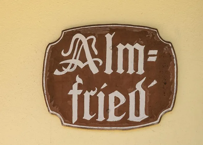 Almhuetten Sonnblick & Almfried