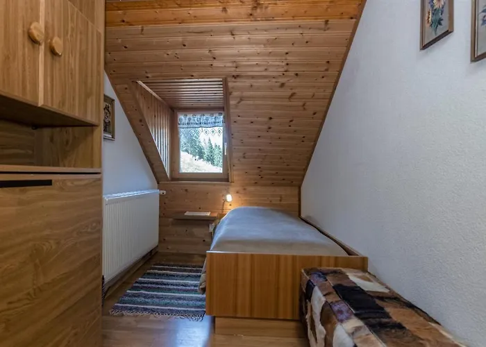 Almhuetten Sonnblick & Almfried *